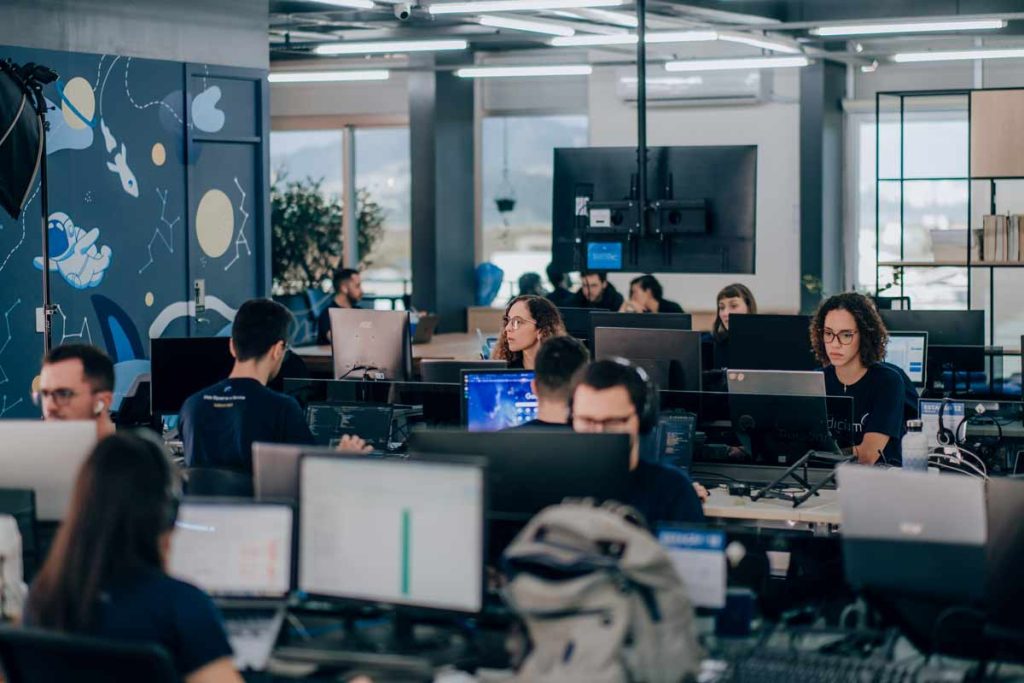 Indicium lança diagnóstico gratuito para grandes empresas avaliarem prontidão em IA