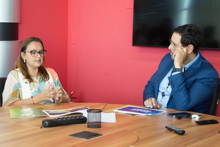 Vice-prefeita de Guaíba visita a Ulbra e conhece estúdios da Universidade