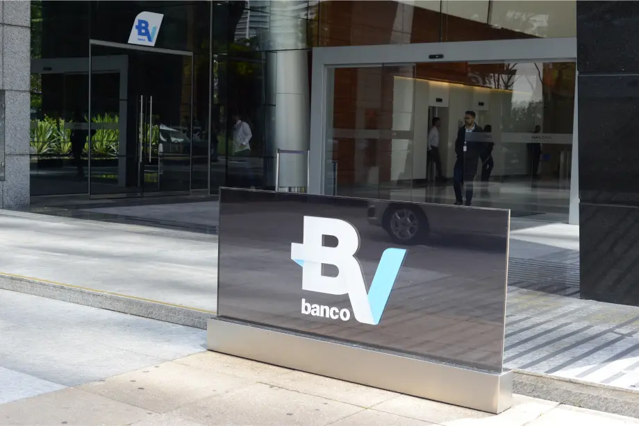 Banco BV tem lucro recorde de R$ 1,865 bi em 2025, alta de 8,3%