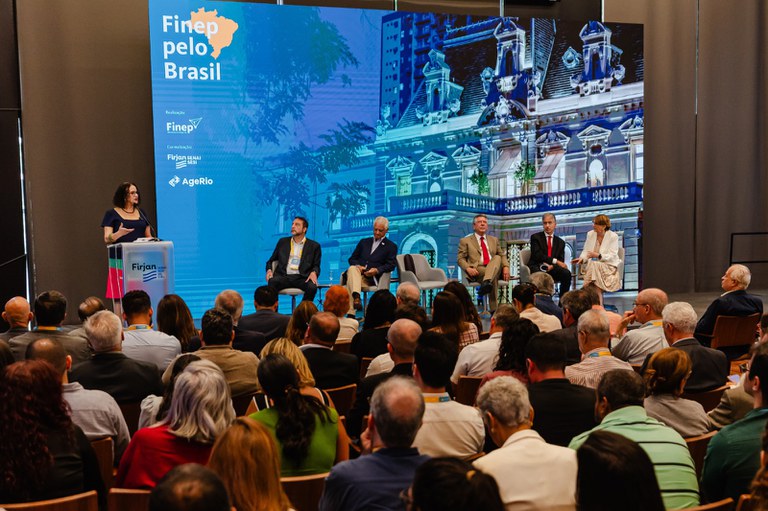 Finep pelo Brasil: jornada presencial vai levar informação sobre financiamento público