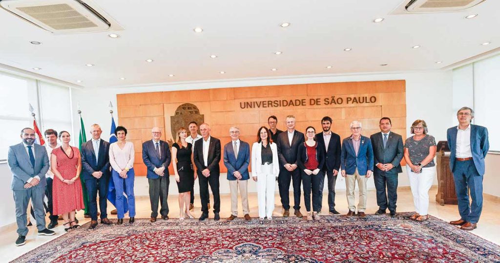 Fortalecimento da cooperação científica com a França marca reunião entre USP e CNRS