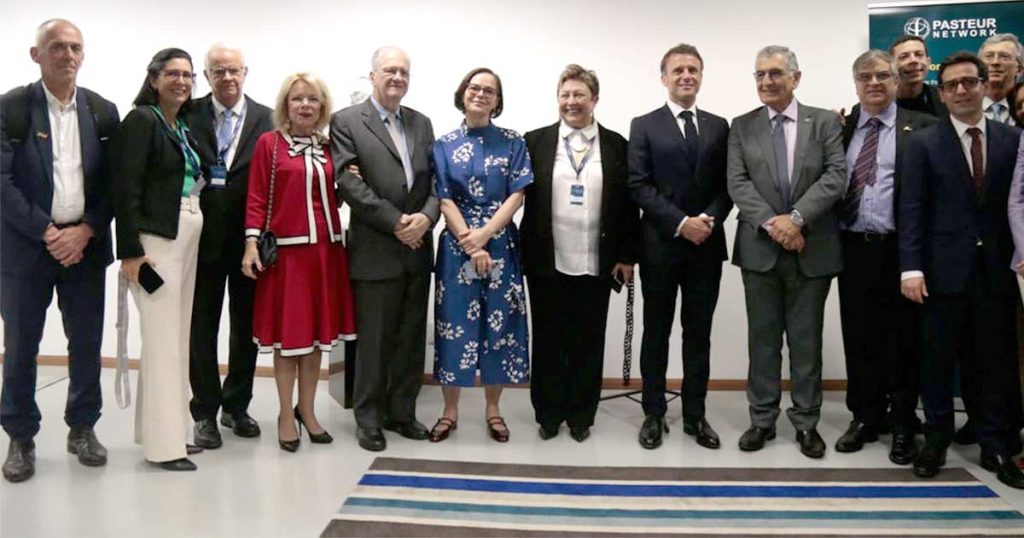Em visita à USP, o presidente Emmanuel Macron inaugura o Institut Pasteur de São Paulo