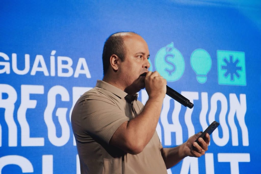 Secretário Cleber agradece os apoiadores no lançamento do Guaíba Regeneration Summit 2026