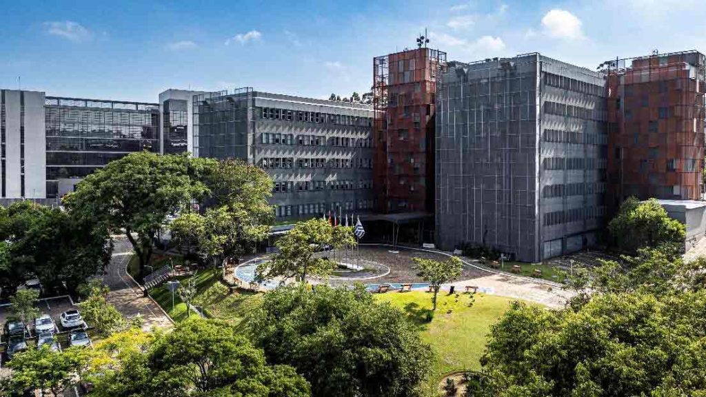 Lojas Renner S.A. registra lucro recorde de R$ 1,5 bi em 2025