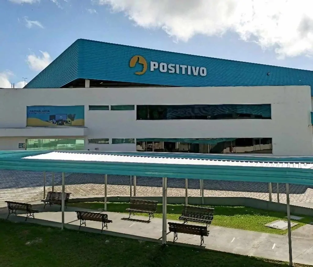 BNDES aprova R$ 300 mi para a Positivo Tecnologia acelerar democratização de IA no Brasil