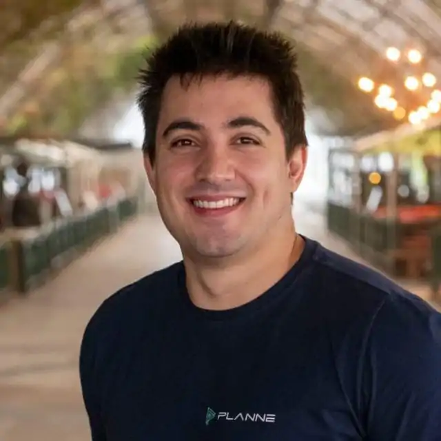 Câmara de Gramado entrega Troféu Octávio Rossi para Luiza Helena Trajano e Gregório Nardini