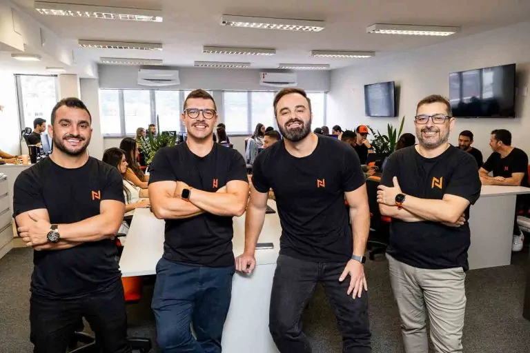 Novo Saque adquire Fint e projeta R$ 2 bi em crédito para 2026