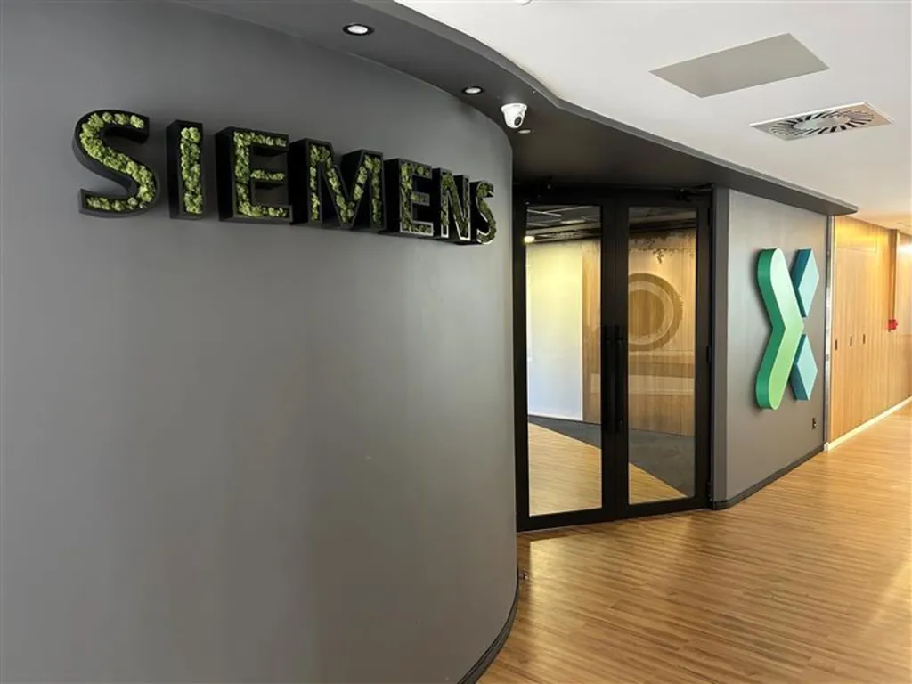 Siemens Brasil lança Tech Hub para escalar engenharia e soluções industriais globais