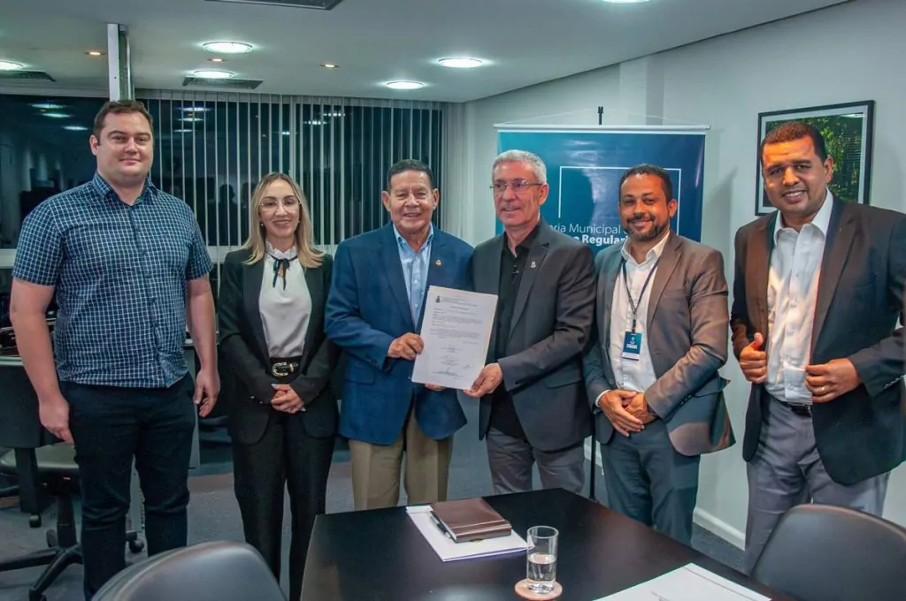 Assinada ordem de início da infraestrutura para a construção de 49 casas para vítimas da enchente em Canoas