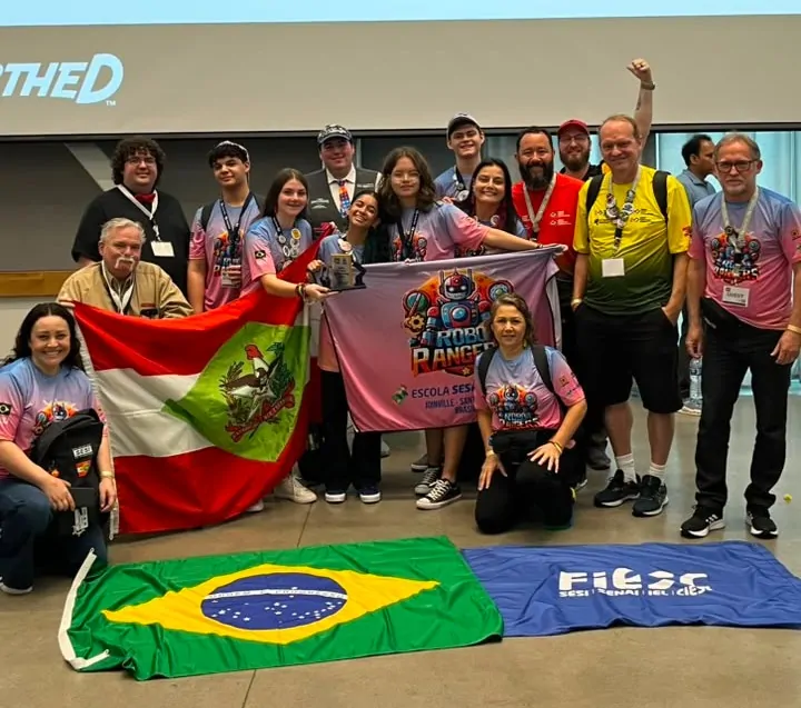 Brasil conquista títulos internacionais de robótica na Grécia, México e Estados Unidos