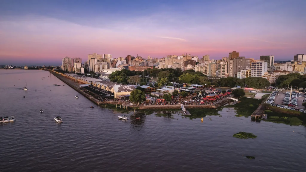 Lideranças e tomadores de decisão debatem o futuro econômico e urbano de Porto Alegre