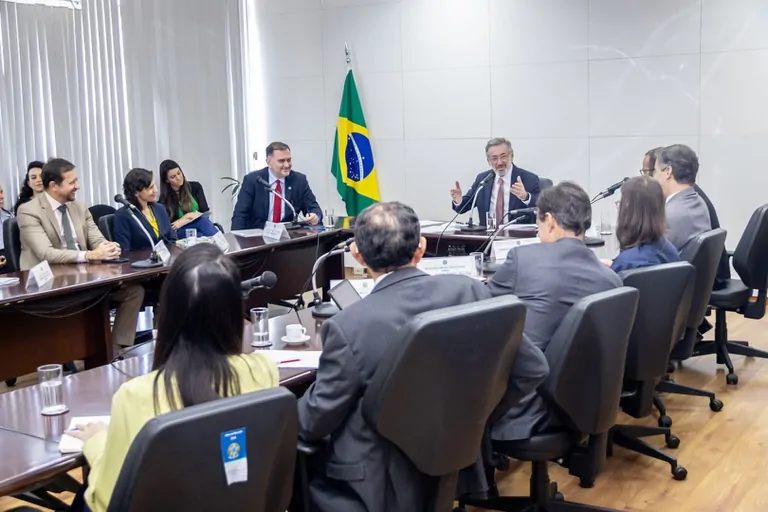 MDIC lança Agenda Brasil Mais Competitivo com potencial de economizar R$ 341 bilhões por ano