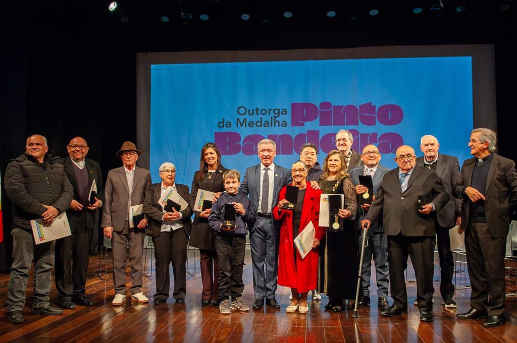 Prefeitura de Canoas outorga Medalha Pinto Bandeira a 13 personalidades em celebração aos 87 anos da cidade
