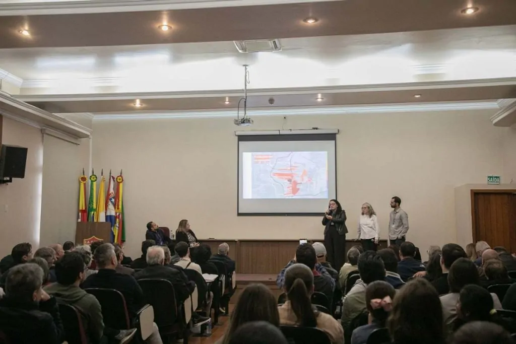 Prefeitura de Canoas avança na revisão do Plano Diretor com debate sobre uso do solo e habitação