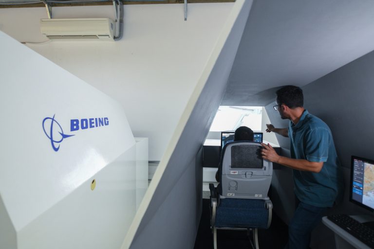 Boeing amplia parcerias com universidades brasileiras para fortalecer setor aeroespacial