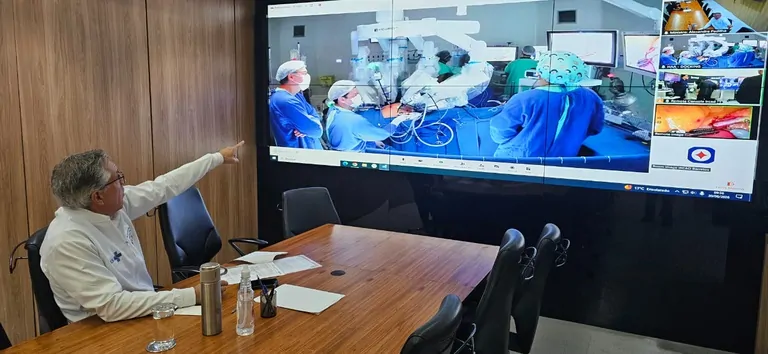 Primeira telecirurgia robótica de longa distância marca revolução tecnológica no SUS