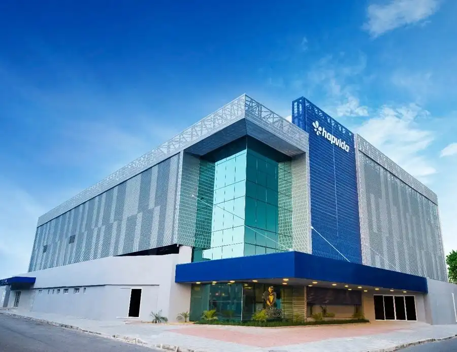 Hapvida amplia energia renovável, diversidade e inteligência artificial assistencial, aponta Relatório de Sustentabilidade
