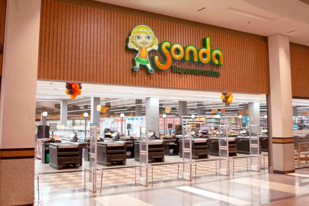 Sonda Supermercados registra lucro líquido de R$ 429 mi em 2025