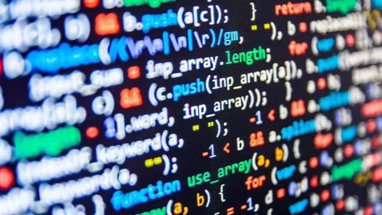 ABES leva debate sobre o mercado brasileiro de software ao Web Summit Rio