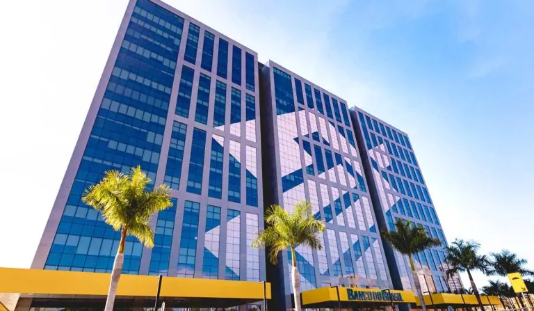 Banco do Brasil e UnB firmam acordo de cooperação em Inteligência Artificial e Analítica