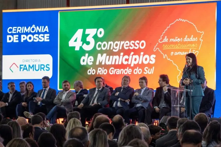 Congresso de Municípios do RS debate inovação, sustentabilidade e eficiência da máquina pública em Restinga Sêca